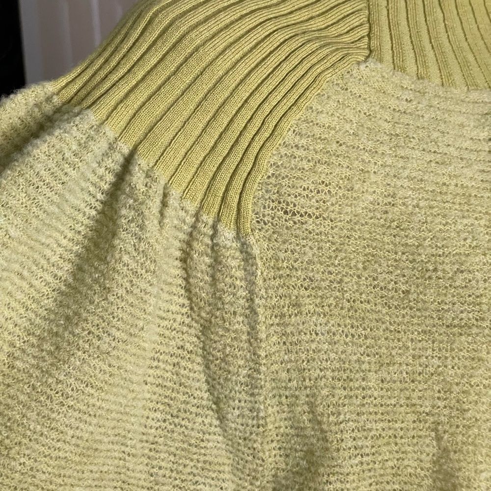 Free People Chartreuse Balloon Sleeve Sweater Cozy Chic Crew Neck Small S - Picture 10 of 11